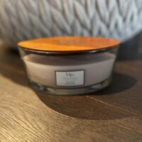 Kaars Woodwick Ellipse Solar Ylang Kaarsen