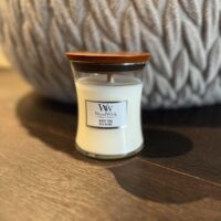Kaars Woodwick Medium Vanilla & Sea Salt Kaarsen
